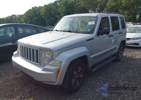 2008 Jeep Liberty Sport из США, поврежденный, VIN 1J8GN28K38W279348